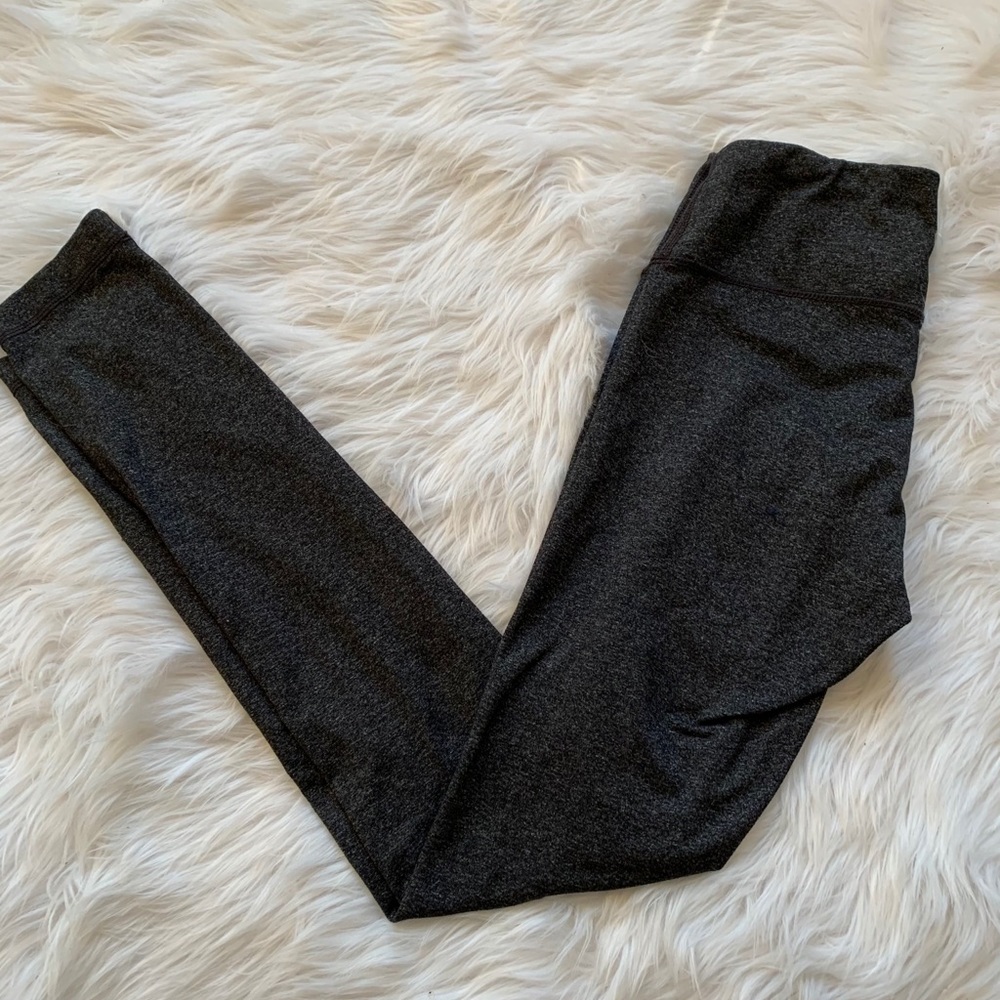 Athletic leggings